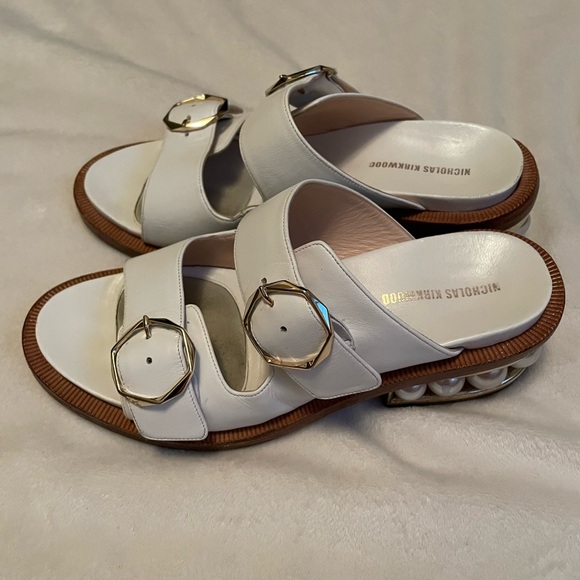 Beautiful Nicholas Kirkwood slip-on Sandals with pearl heel. Made in Italy - Picture 6 of 15